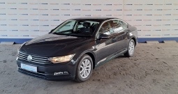 VW PASSAT 2.0 TDI COMFORTLINE - Jamstvo 15 mjeseci, 17.500,00 €