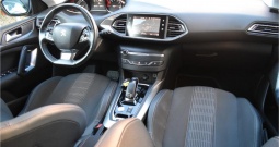 Peugeot 308 1.2 PureTech Automatik,Allure-Facelift