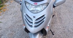 Kymco Grand Dink 250