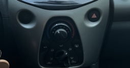 Toyota Aygo 1.0 VVT-iTkm Carplay Alu Kamera klima Garancija do 2029