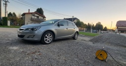 Opel astra j