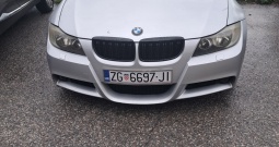 Prodaje se BMW 320