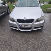 Prodaje se BMW 320