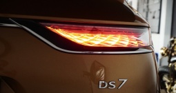 DS Automobiles DS 7 Crossback So Chic BlueHDi 130 S S EAT8+NAVI+TOP