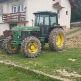 John Deere 3350