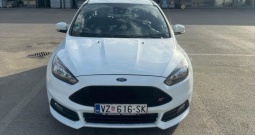 Ford Focus ST 250 ks