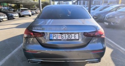 Mercedes-Benz E 220 d Avantgarde Aut.