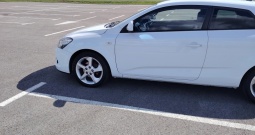 kia ceed 1.6 benzin +plin reg. 1 god