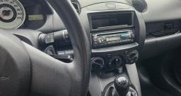 Mazda 2 zoom-zoom