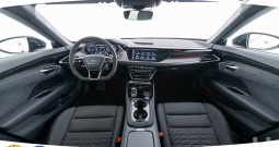 Audi e-tron GT 93.4 kWh quattro 476 KS, MATRIX+ACC+PANO+4xGR SJED+KAM 360+ASIST