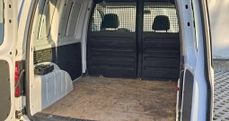 VW CADDY 2,0 TDI