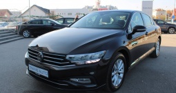 VW Passat 1.5 TSi Business *NAVIGACIJA, LED*