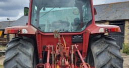 Traktor Case IH CXS10