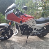 Honda vf 1000 f interceptor