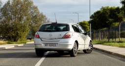 Opel Astra H 1.6