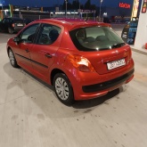 Prodajem Peugeot 207, registriran godinu dana!