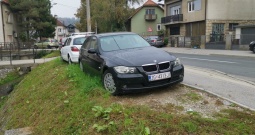 Prodajem BMW E 90 318 D