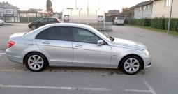 Prodajem mercedes c klasu 2012 godina redizajn