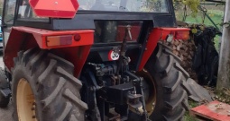 Traktor Zetor 5211