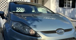 Prodajem Ford Fiestu 1.25