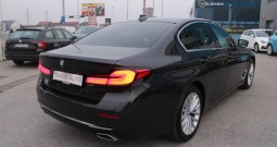 BMW serija 5 520d xDrive Luxary Line *LED, NAVIGACIJA, KAMERA*