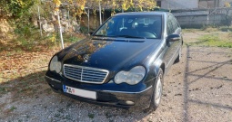 Prodajem Mercedes C 220