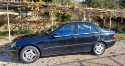 Prodajem Mercedes C 220