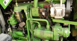 Traktor John Deere 5515