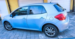 Toyota Auris, 2009. godište, 1.4 D-4D LUNA