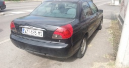 Ford Mondeo GLX 1,8 TD (moguće plaćanje kreditnim karticama na rate)