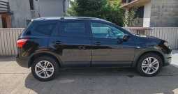 Nissan Qashqai 5 +2