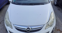 Opel Corsa 1.2, 2011 god s plinom, cijena je na ime kupca