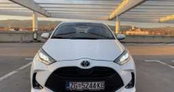 Toyota Yaris Sol 1.5 VVT-iE Hybrid 2021. Automatik, LED, Navigacija, Jamstvo