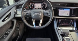 AUDI Q7 55 TFSIe quattro S line