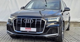 AUDI Q7 55 TFSIe quattro S line