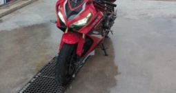 Honda Cbr 650 r 649 cm3, 2021 god. Prodajem rabljeno vozilo: Honda Cbr 650 r