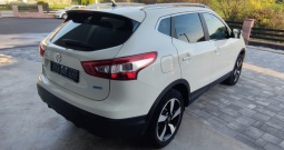 Nissan Qashqai 1,5 dCi NConnecta,360 kamera,navigacija,klima, panorama