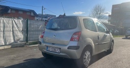 Renault Twingo u izvrsnom stanju, prodajem