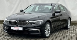 BMW SERIJA 5 530d xDrive Luxury line