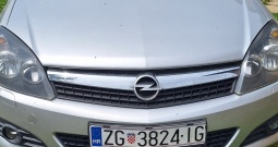 Opel Astra GTC