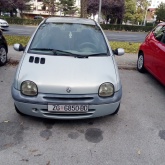 prodajem renault twingo 1,2