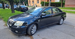 Toyota Avensis 2, 0 D-4D sa kukom za vuču