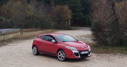 Prodajem Renault Megane Coupe