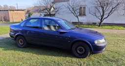 Opel Vectra 1.6 16v