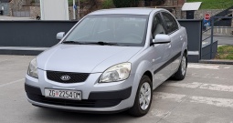 Kia Rio (benzin+plin)