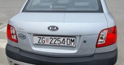 Kia Rio (benzin+plin)