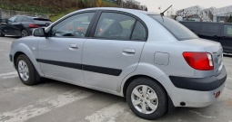 Kia Rio (benzin+plin)