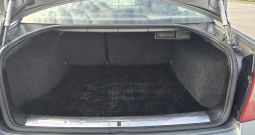 VW Passat Highline 1.9TDI 96kW