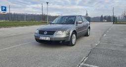 VW Passat Highline 1.9TDI 96kW