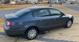 VW Passat 1.9 TDI, reg do 15.7.25.g., nije iz uvoza